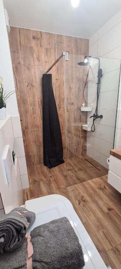 61 - Apartamenty Siedlce - Nowy Apartament W Centrum Przy Ul 3 Maja 51A Exteriör bild